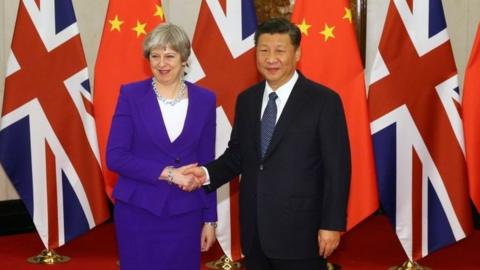 Theresa May and Xi Jinping