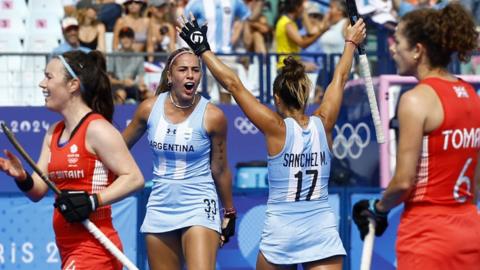 Zoe Diaz celebrates scoring for Argentina against Great Britain at the Paris 2024 Olympics