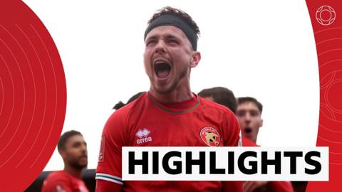 FA Cup highlights: Stockport County 2-1 Walsall