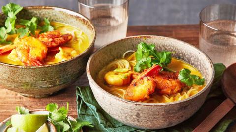 Prawn laksa with rice noodles and crispy prawns