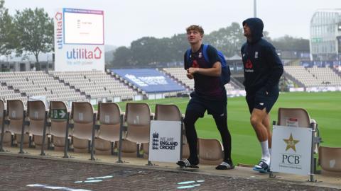 Dom Bess and Jos Buttler