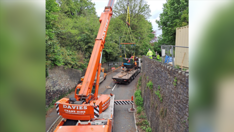 Image of the Kingsweston Iron Bridge being re-installed