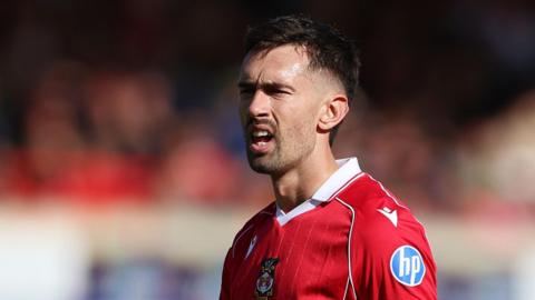 Ryan Hardie in action for Wrexham last season