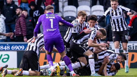 St Mirren celebrate