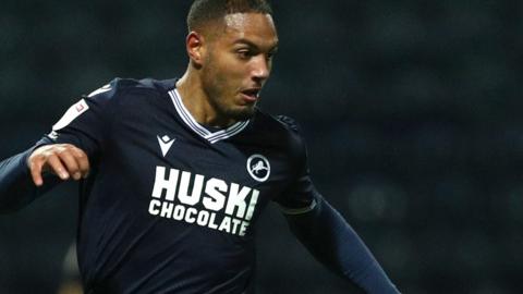 Kenneth Zohore in action for Millwall