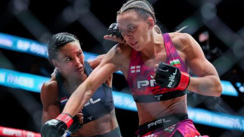 Dakota Ditcheva fighting Denise Kielholtz