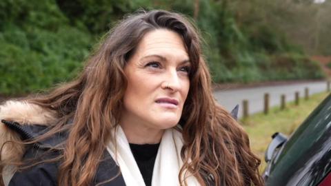 Woman being voxed in Sandringham