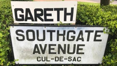 Gareth Southgate avenue sign