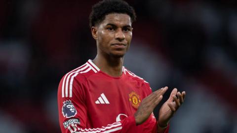 Marcus Rashford playing for Manchester United.