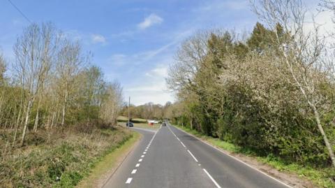 The B1000 Hertford Road, near the Waterside junction in Tewin