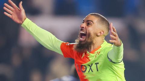 Lewis Grabban celebrates scoring the winner