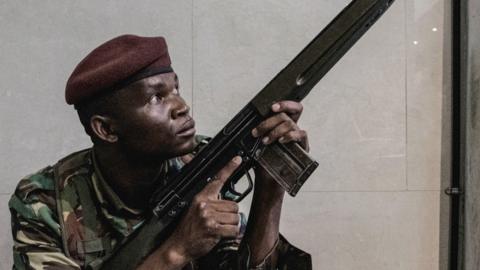 A security officer secures the building attached to the DusitD2 compound in Nairobi, on January 15, 2019,