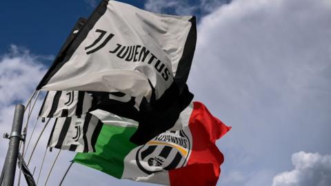 Juventus flags