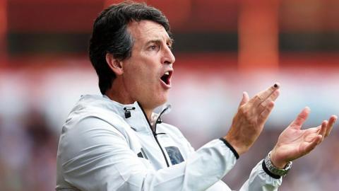 Unai Emery, Manager of Aston Villa, applauds his team