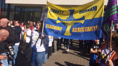 Durham teaching assistants rally