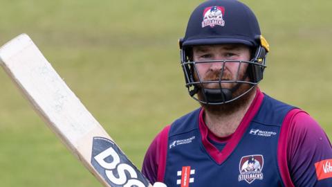 Paul Stirling in action for Northamptonshire Steelbacks