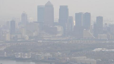 Smog over London in 2015