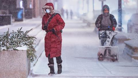 A woman in Chicago in the cold