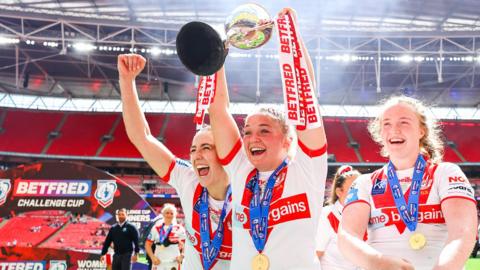 St Helens celebrate winning the 2023 Women's Challenge Cup