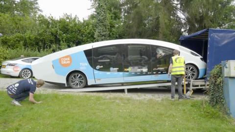 The Stella Vita - a self-sustaining house on wheels.
