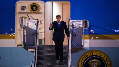 Donald Trump disembarking Air Force One