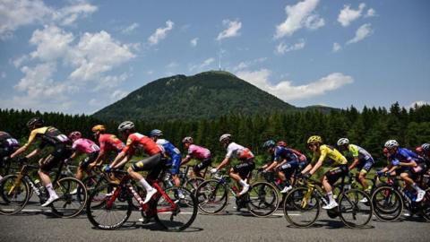 tour de france cyclists 