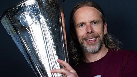Austin MacPhee