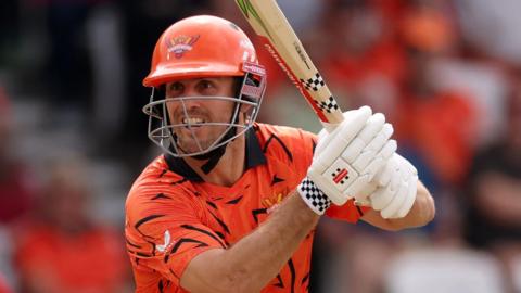 Mitchell Marsh batting for Sunrisers Leeds