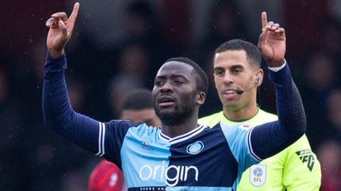 Daniel Udoh scores for Wycombe