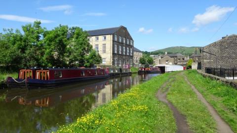 Leeds & Liverpool Canal at Silsden