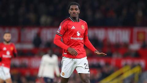 Ayden Heaven playing for Manchester United