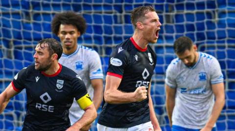 Jordan White scores for Ross County