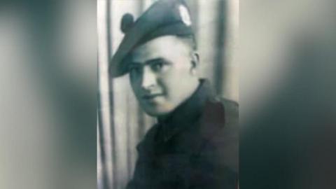 A black and white photograph of Sgt Leslie Heath