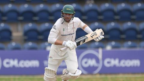 Peter Handscomb in batting action for Leicestershire at Sophia Gardens