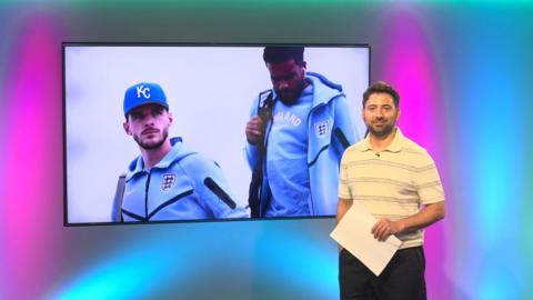 Ricky on the Newsround set