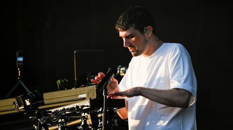 Fred Again performs Jungle at Glastonbury 2023