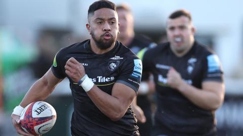 Phil Cokanasiga in action for Leicester
