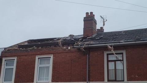 Winds blow off roof of terraced house in Wilson Street, Derby