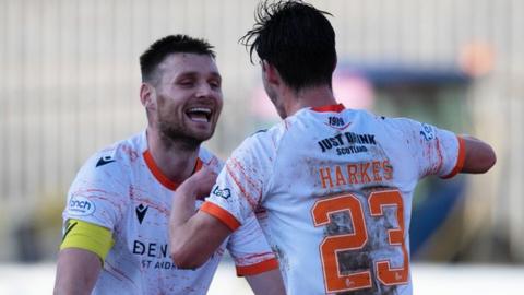 Ian Harkes gave Dundee United a first half lead