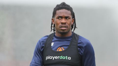 Tim Akinola in training before a game