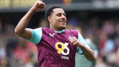 CJ Egan-Riley celebrating a Burnley goal