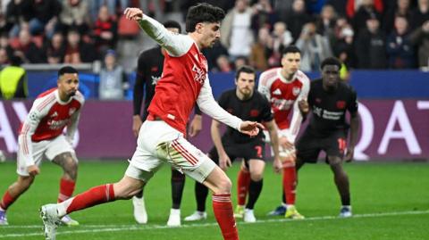 Kai Havertz taking a penalty 