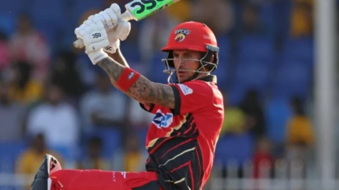 Alex Hales hits out for Desert Vipers