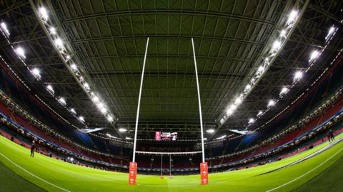 Principality Stadium with roof shut