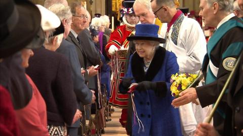 The Queen hands out Maundy money