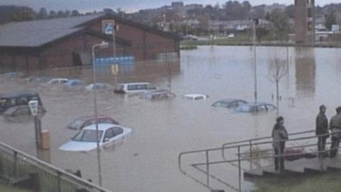 Mold floods, 2000