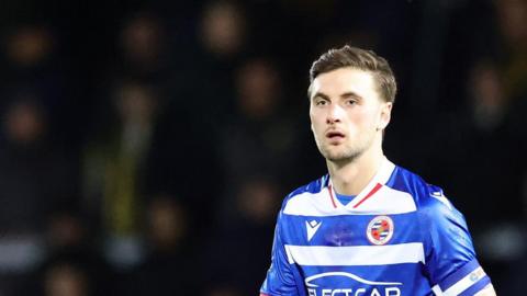 Lewis Wing in action for Reading