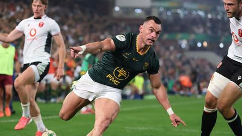 Jesse Kriel scores for South Africa