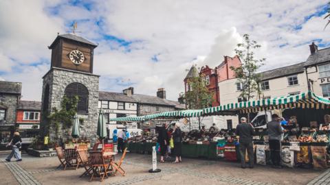 Canol tref Llanrwst