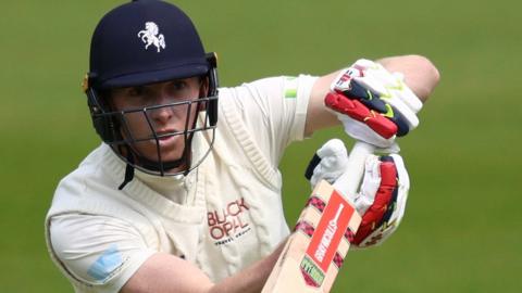 Zak Crawley batting for Kent